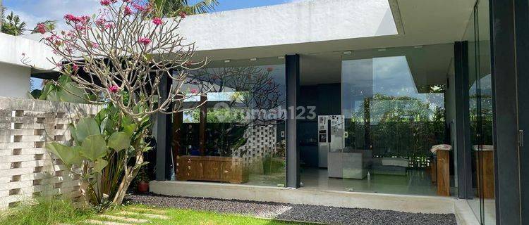 For Sale Beautiful 1 Floor Strategic Villa Leasehold in Blahbatuh 1