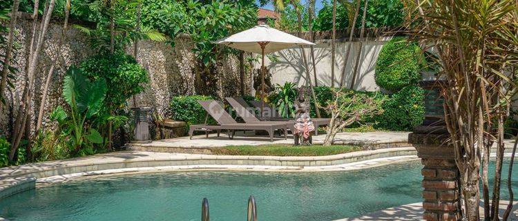 For Sale Balinese Style Furnished 3 Bedroom Villa in Legian, Badung 1