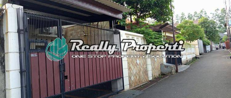 Rumah Di Jalan Duren Sawit Jakarta Timur Semi Furnished 1