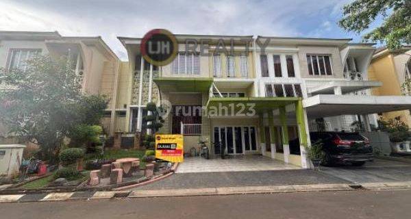 Rumah Grand Wisata 2,5 Lantai Siap Huni Luas Tanah 240m2 Semi Furnished 200m dari Mall Living World, Akses Langsung Tol Tambun Grand Wisata 1