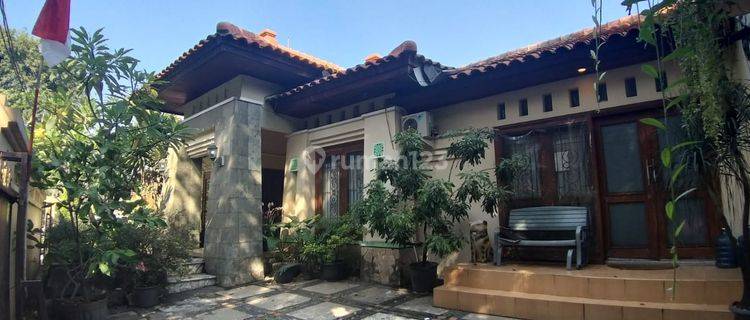 Dijual Rumah Mewah Lokasi Elite Kebayoran Lama 1