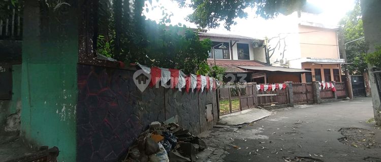 For Sale 2-Story Boarding House in Pengadegan Pancoran - South Jakarta 1