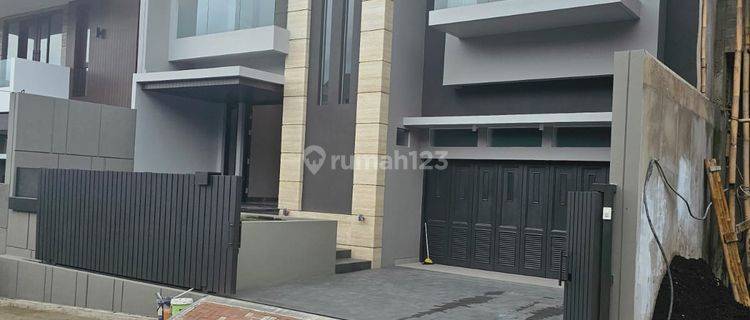 Rumah Baru Semi Furnish, Elegant, di Setraduta Bandung Utara 1