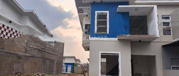 Rumah Baru 2 Lantai Siap Huni Tengah Kota Kamarung Cimahi Utara 1