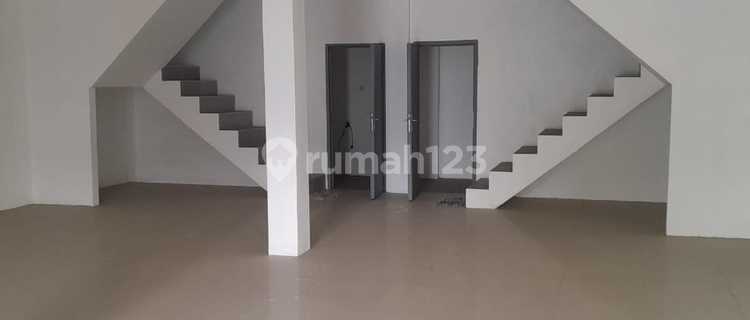 For Rent 2-Story Shop House Ready for Use on Main Road in Subang City 1