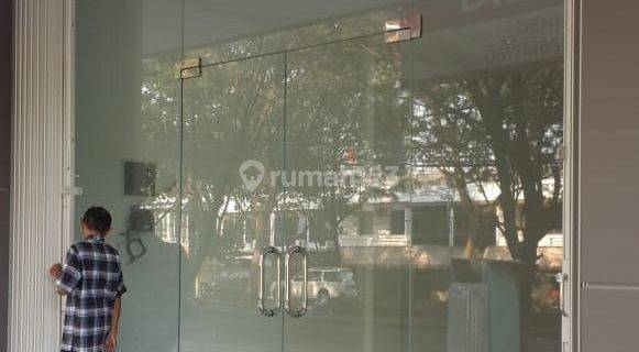Dijual Ruko 3 Lantai, Luas 215 M Kondisi Bagus, Semarang 1