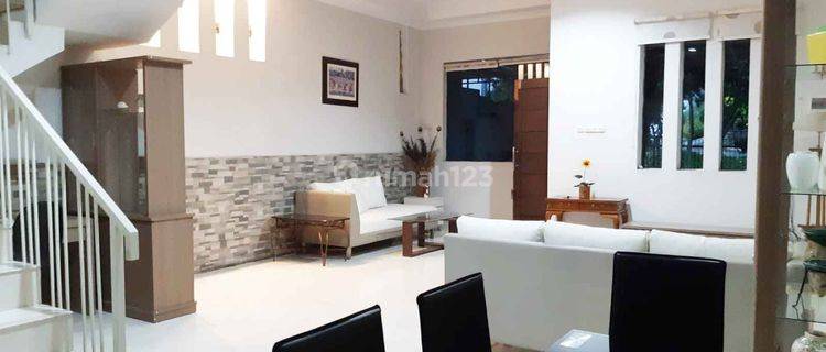 Rumah Full Furnished Setra Duta Bandung Strategis  1