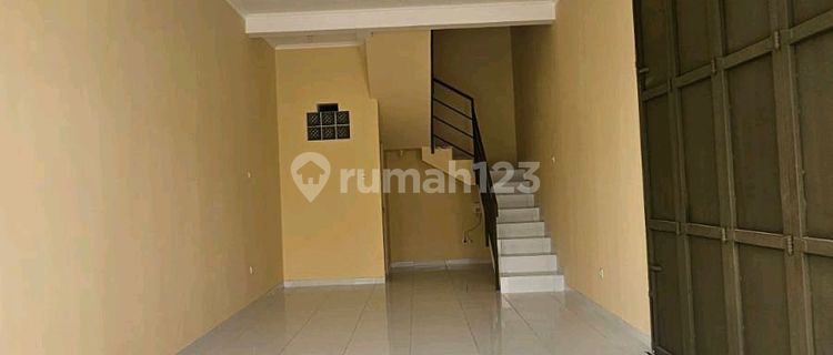 Two-Story Rendeng Shop House on Sukarno Hatta Wing, Bandung 1