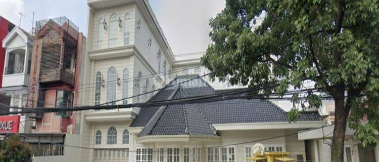 Rumah Mewah Di Pusat Kota Bandung Cocok Kantor  1