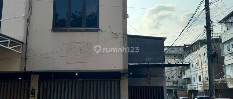 Dijual cepat Ruko 3 lantai hoek di Duri Kosambi, Cengkareng 1