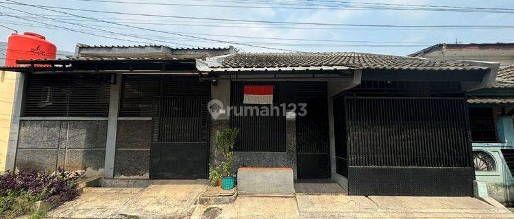 Dijual Cepat Rumah 2 Lantai Gandeng Di Kutabumi, Tangerang 1