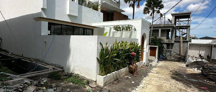 Villa Tropikal Baru Hanya 5 Menit ke Pantai Pererenan Canggu (jo) 1