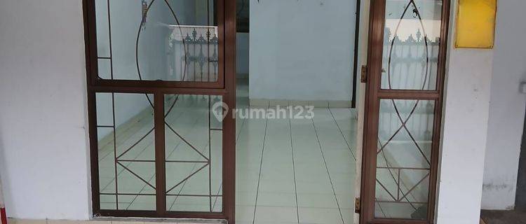 Dijual Cepat Rumah di Kencana Loka BSD  1