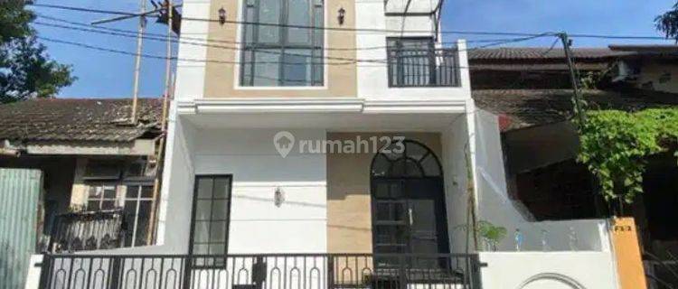 Dijual Rumah Baru 3 Lantai di Griya Loka BSD  1