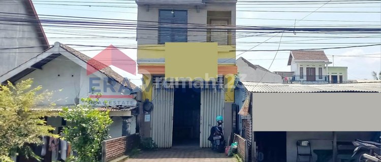 For Sale 3-Story Shop House Near Purwosari Intersection 1