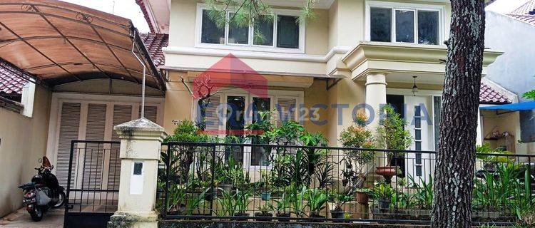 Rumah 2 Lantai Bagus Sekali Unfurnished di Riverside 1