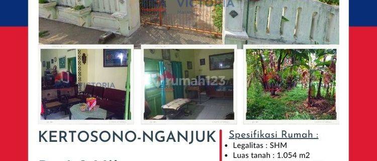 Kesempatan yg baik buat pengembang dijual rumah dg tanah yg sangat luas cocok untuk kavlingan atau di bangun perumahan cluster posisi di perkotaan dekat dg minimart,stasiun ,pasar,puskesmas 1