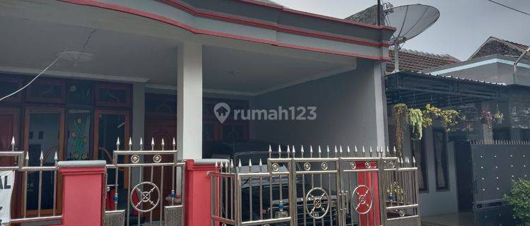 Rumah siap pakai di perum tembarak kertosono 1