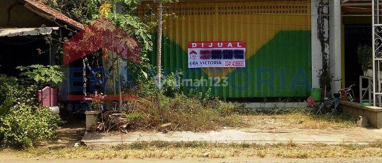Ruko DIJUAL Di Raya Sukoanyar-Kediri, Desa Sukoanyar, Kec Mojo, Kabupaten Kediri. Untuk Usaha Apapun. Lantai 2 tinggal pasang genteng 1