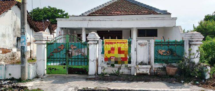 Rumah Diarea Kota Nganjuk Nyaman Untuk Hunian 1