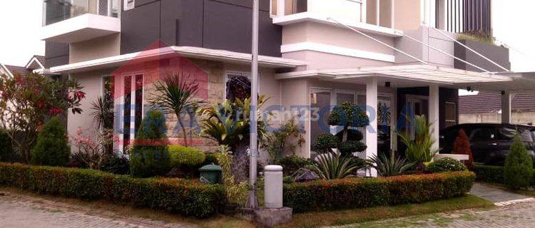 Rumah Bagus Unfurnished HGB di Ngasem, Kediri 1