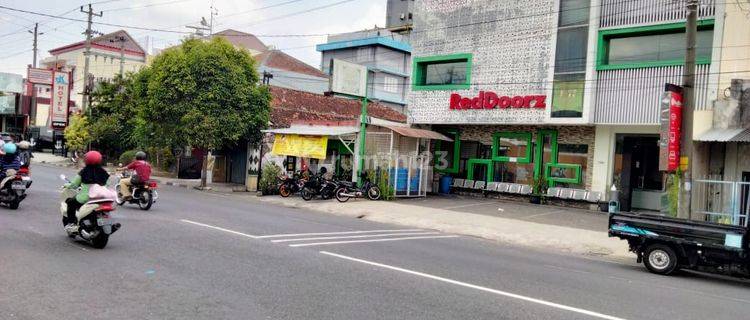 Dijual Hotel Aktif, Harga Super Murah Lokasi Tengah Kota Jogja KODYA Tepi Jalan Raya Utama  1