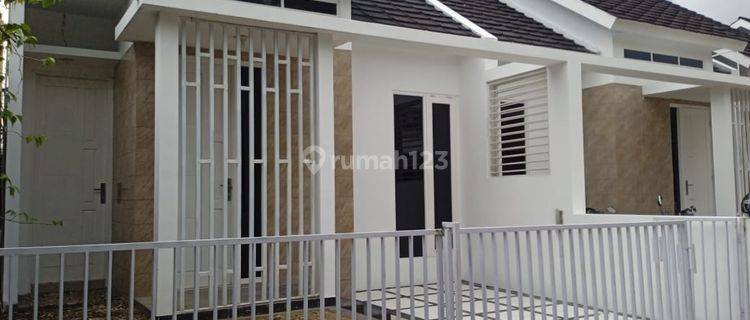 Dijual Rumah Cantik Minimalis Moderen, Bangunan Baru Lokasi Area Mantrijeron Gedongkiwo KODYA  1