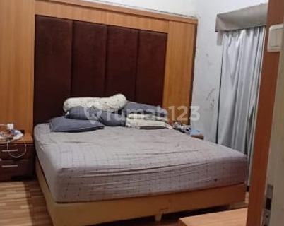 Nice Exclusive Ready-to-Use House in Puri Anjasmoro 1