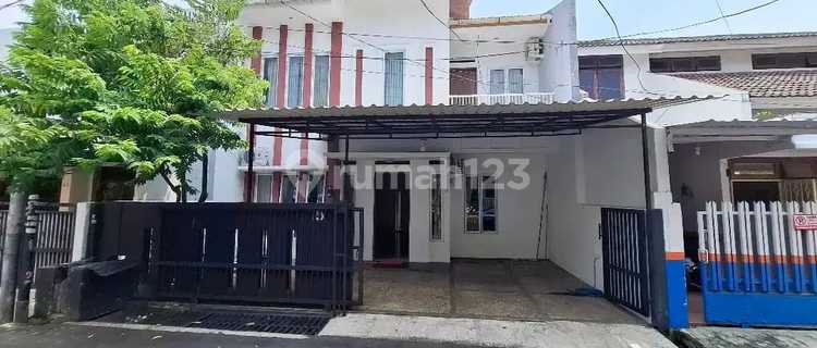 For Sale Furnished House Ready to Occupy in Rawamangun, Safe, Comfortable and Flood-Free 1