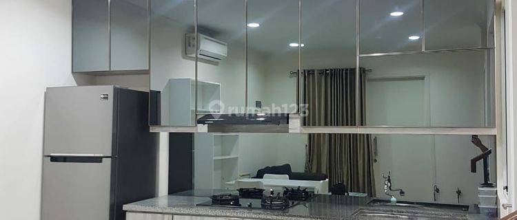 Disewakan Rumah cantik full furnish siap huni di gading serpong 1