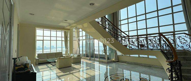 Disewakan Penthouse 2lt Furnished View Ocean di Pantai Mutiara 1