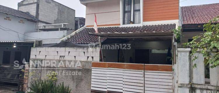 Rumah 2 Lantai Bagus di Serua Ciputat, Tangerang Selatan 1