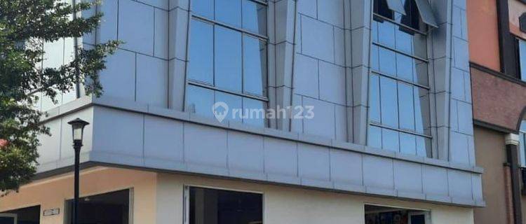Ruko Gandeng 3 Lantai Di Pik 2 Cocok Untuk Restoran  1