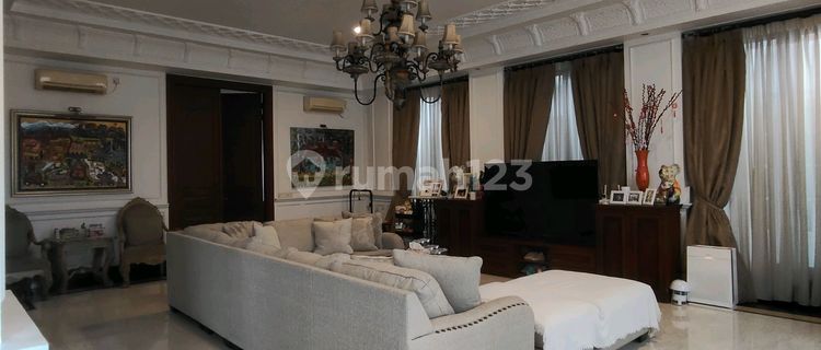 Price Reduced by 3 Billion, Quick Sale of 3-Story House in Villa Gading Indah 1