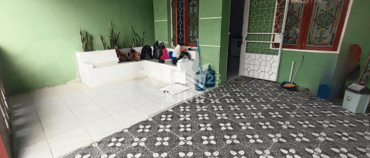 Rumah Bagus Semi Furnished SHM di Plamongan Indah, Semarang 1