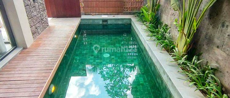 LUXURY VILLA FURNISHED KAWASAN PREMIUM DEKAT PANTAI BATU BOLONG  1