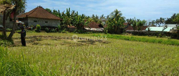 TANAH PINGGIR JALAN UTAMA SELANGKAH KE PANTAI & DEKAT CANDIDASA 1