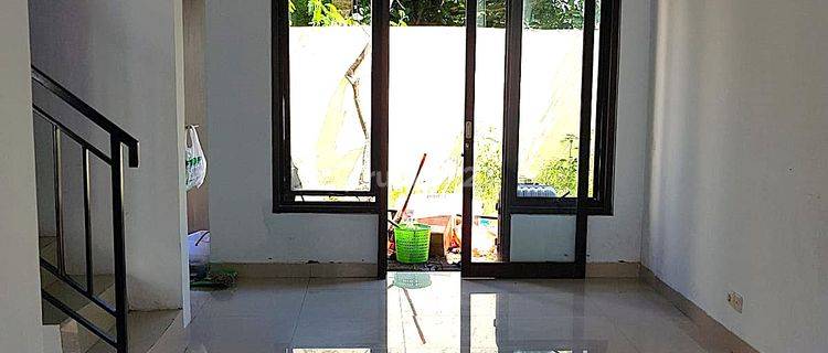 2 Storey House Near Jimbaran Beach And Unud Campus 1