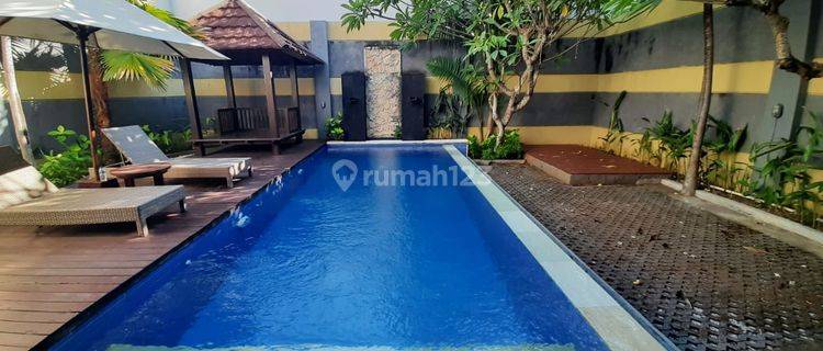 Disewakan Rumah Luas Furnished Di Cluster Elit Sunset Road Kuta Dekat Ke Airport 1