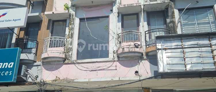 3-Story Shophouse in the Strategic Commercial Area of Sunset Road, Kuta, Bali, Suitable for Various Businesses and Ventures 1