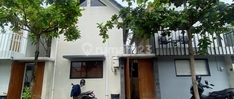 Mezzanine 1 Bedroom House in Sedap Malam Sanur, Furnished in Industrial Style, Comfortable, Close to the Beach. 1