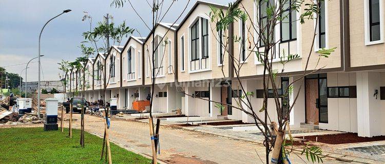 Rumah Minimalis modern 2 lantai asri dan nyaman di kota Jababeka 1