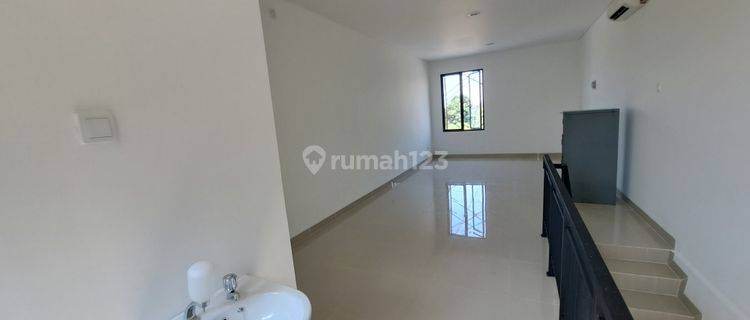 Dijual Ruko Dua Lantai Di Boulevard Utama Sportcity Jababeka 1
