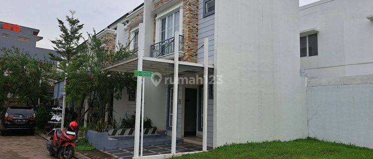 Rumah Furnish Pojok 2 Lantai 2 Kamar Disewakan Murah Di Jababeka 1