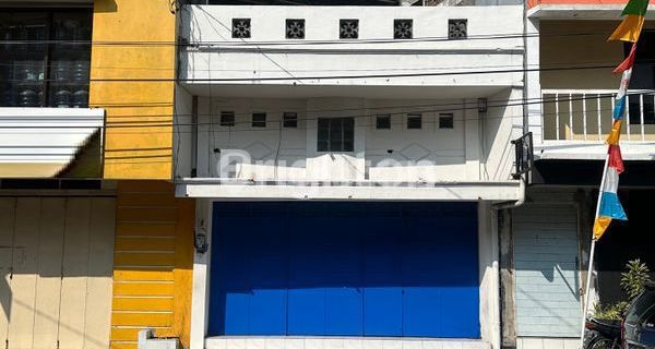 Affordable Shop House Rent on Ronggowarsito, Pasar Kliwon, Banjarsari, Solo 1