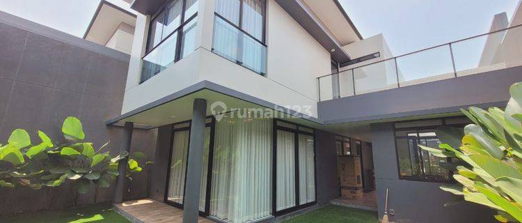 Rumah 2 Lantai Bagus Furnished di Kbp Nayapati 1