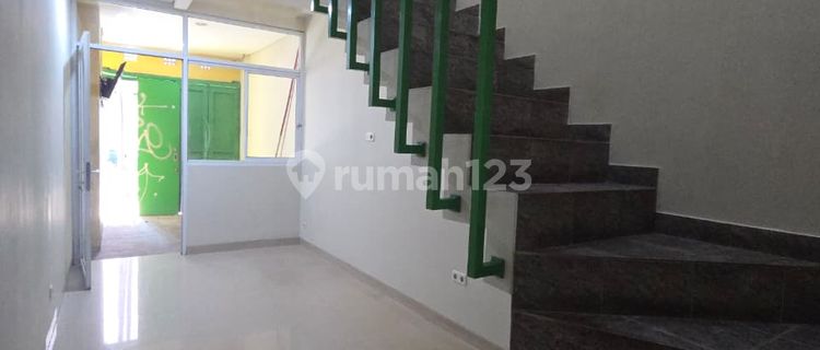 2-Story Shop House on Terusan Pasirkoja Mainroad, Ready for Business 1