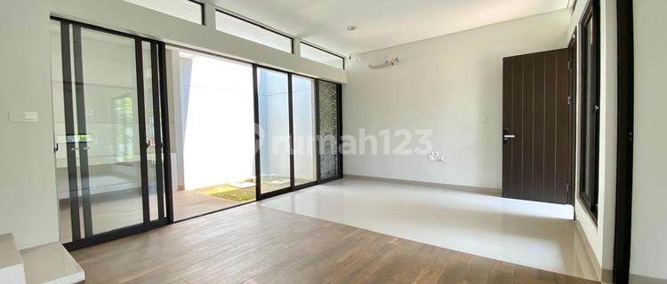 Summarecon Bandung Flora Cluster House Spacious Comfortable Good Unfurnished Summarecon Bandung, Bandung 1