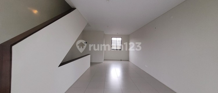 Ruko KBP Sasakirana Bagus 139 m2 SHM Kota Baru Parahyangan, Bandung 1