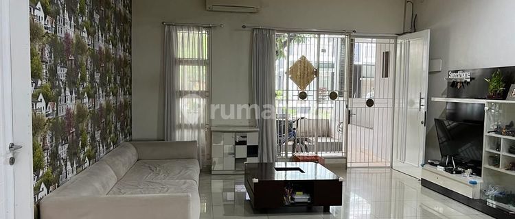 For Sale: 2.5-Story House in Green Mansion, Daan Mogot, Near Sunrise, West Jakarta 1